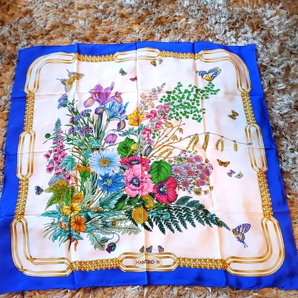 MANTERO silk scark - Picture 1 of 13